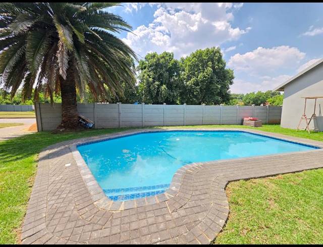 4 BEDROOM HOUSE FOR SALE IN MEYERTON CENTRAL